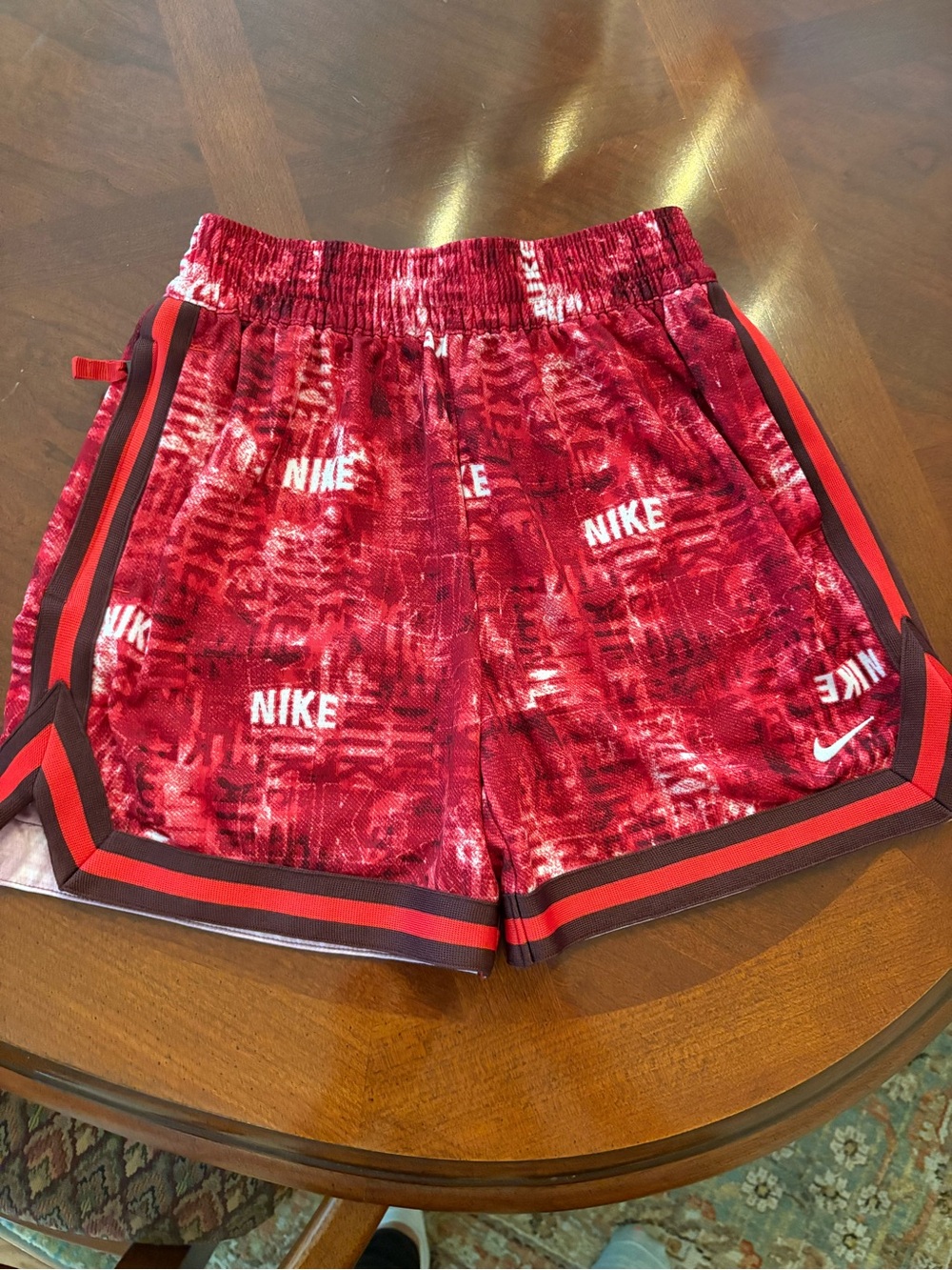 Nike Boys Red Tie-Dye Performance Shorts Size M. NWOT